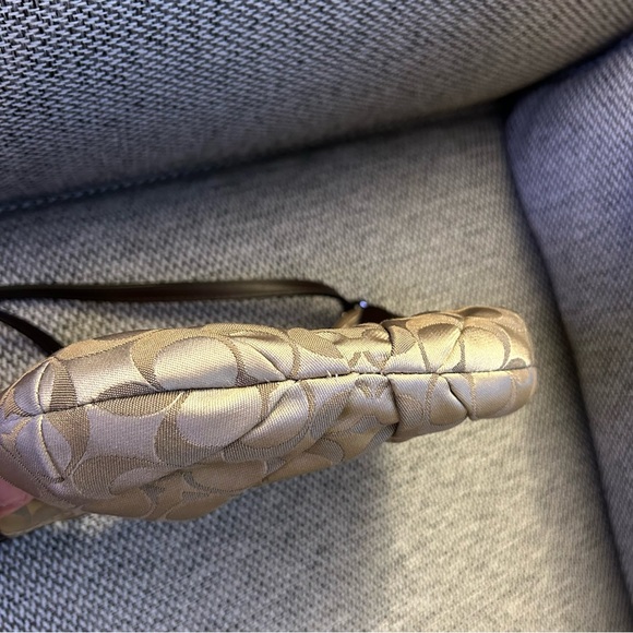 Tan cloth Coach handbag - Picture 7 of 10
